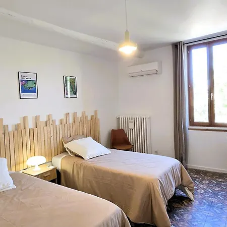 Holiday home Maison Au Pied De La Cite Medievale Carcassonne